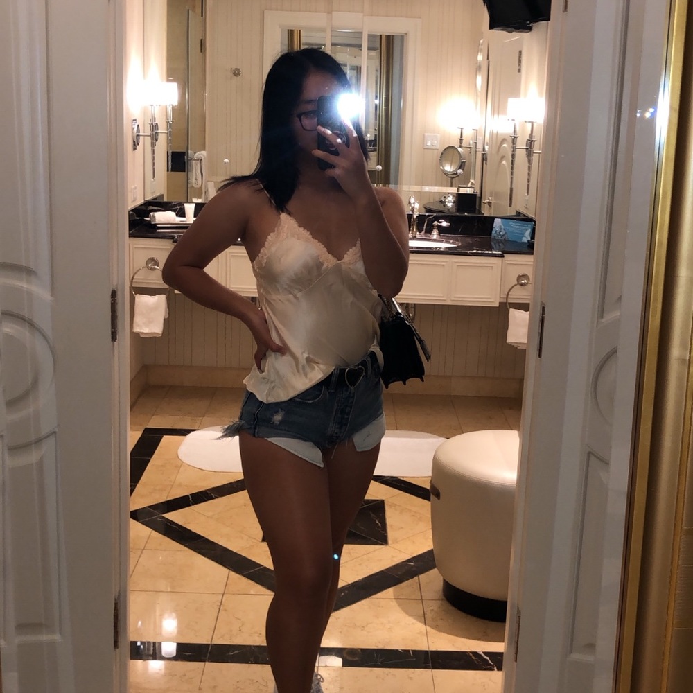 Meet your Posher, Ashley